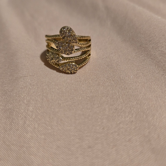 Radiant Gold and Silver Ring with Intricate Design- 21kgp DUABI JEWELRY - Picture 7 of 7